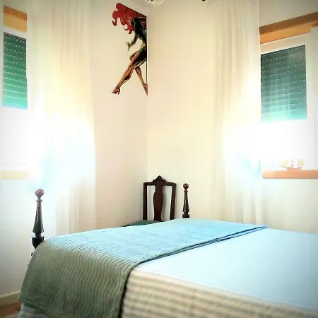 Nice In Quiet Area Homestay Sao Joao da Madeira